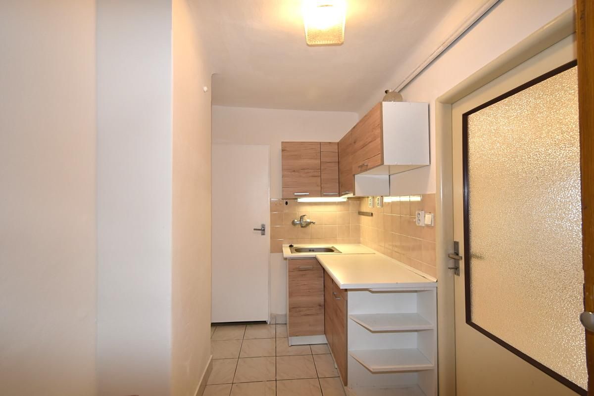 Pronájem bytu 1+kk 36 m² – fotografie 5