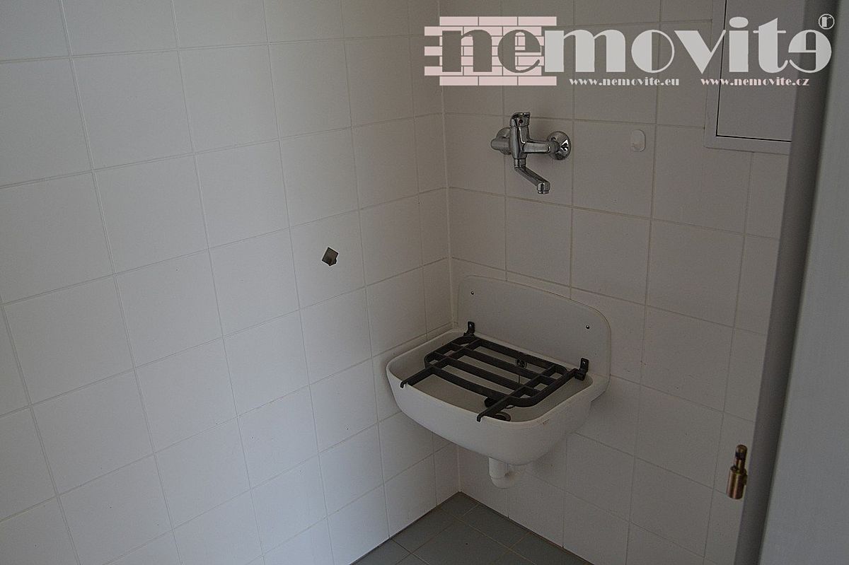 Prodej kanceláře 21 m² – fotografie 4