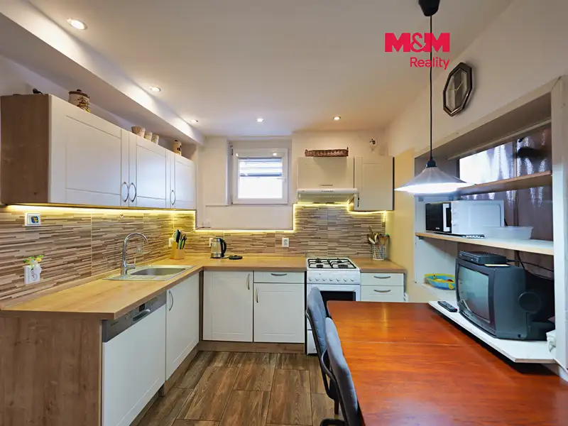 Prodej rodinného domu 190 m², pozemek 232 m², Brno – náhled fotky 1
