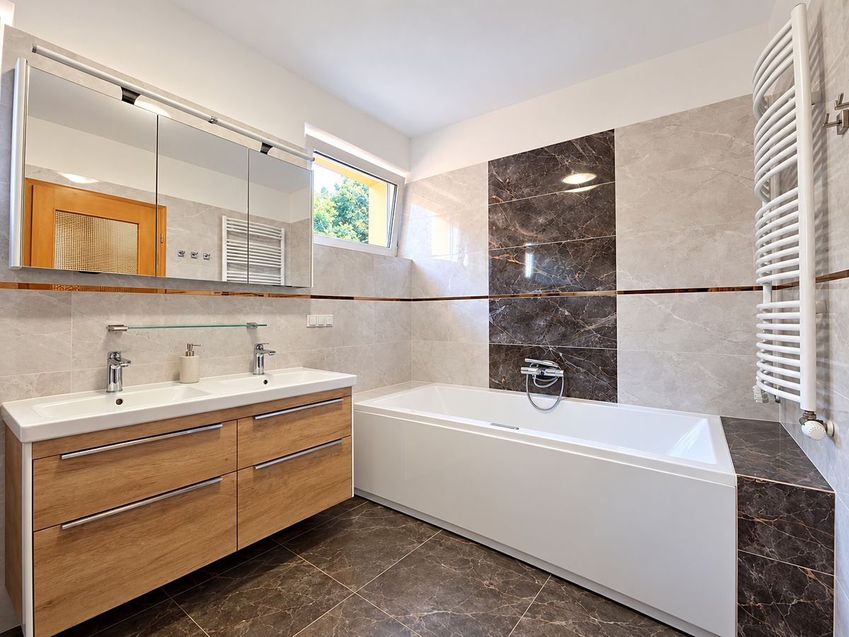 Prodej rodinného domu 267 m², pozemek 235 m² – fotografie 3