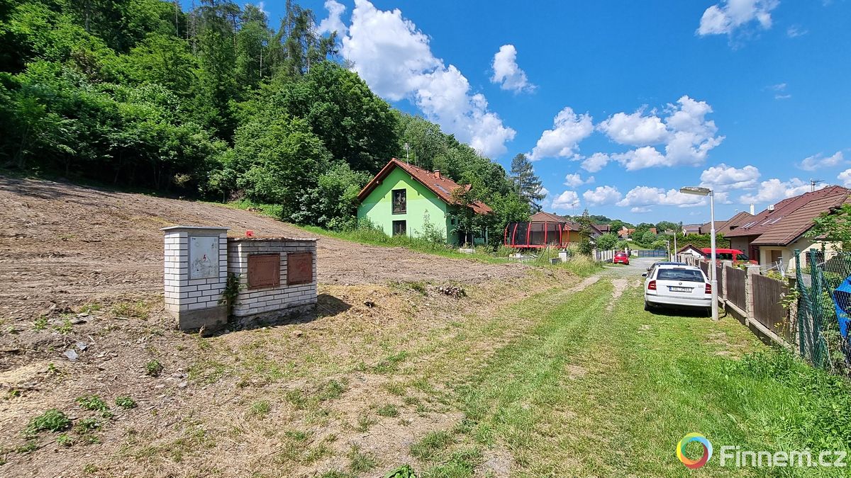 Prodej stavebního pozemku 741 m² – fotografie 4