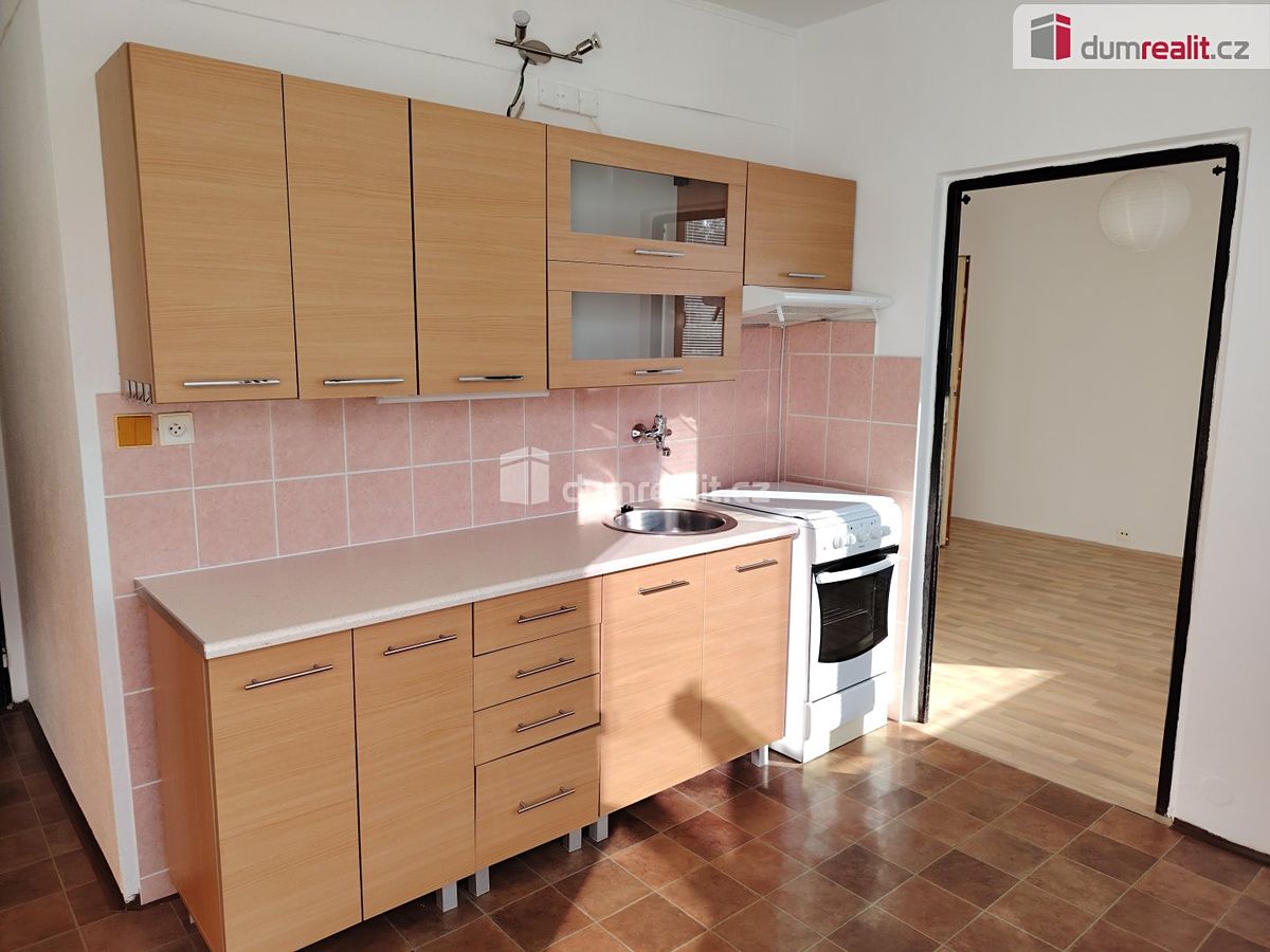 Pronájem bytu 3+1 72 m² – fotografie 2