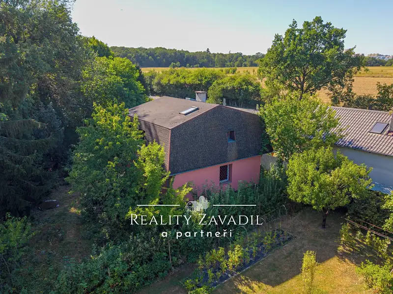 Prodej rodinného domu 108 m², pozemek 420 m², Praha – náhled fotky 1