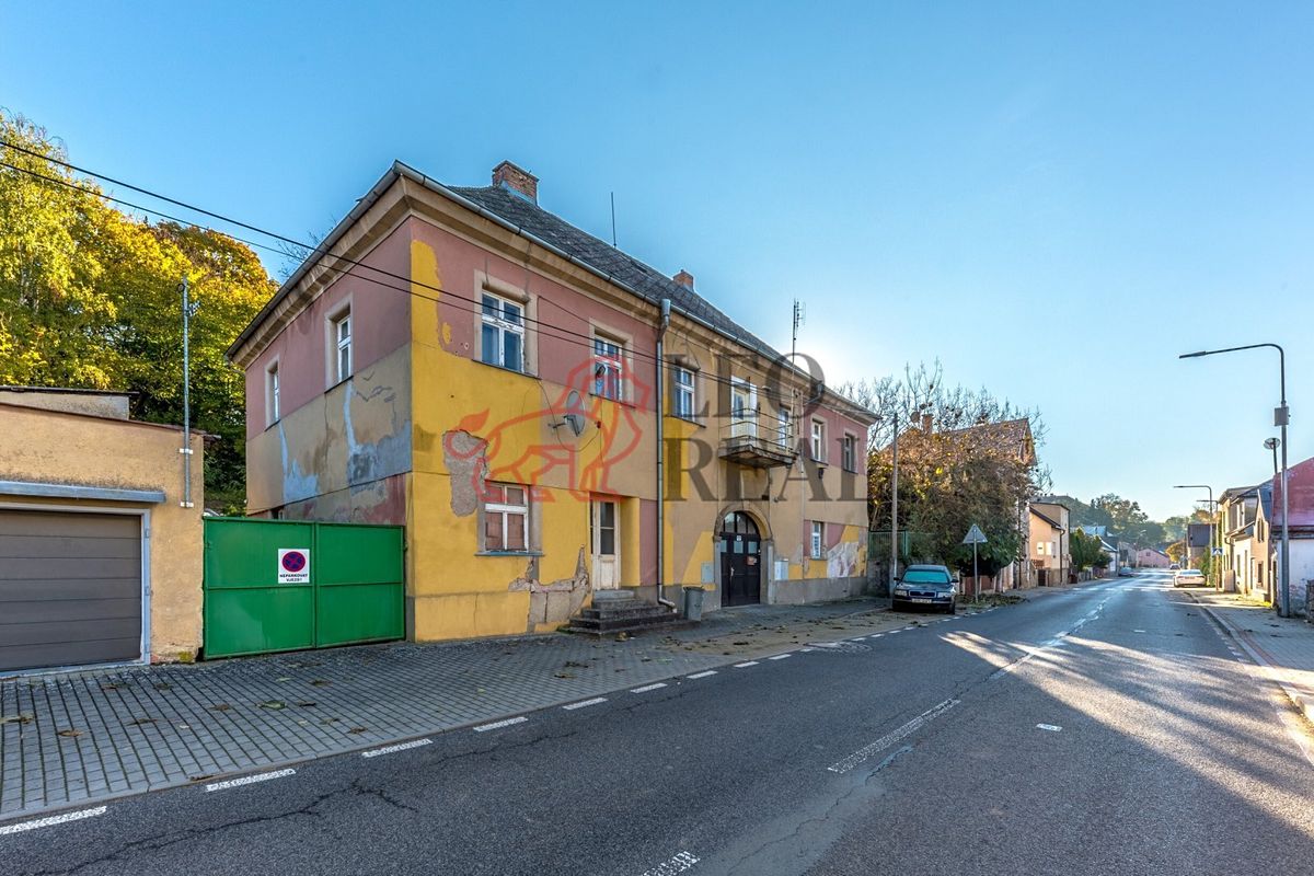 Prodej rodinného domu 500 m², pozemek 986 m²