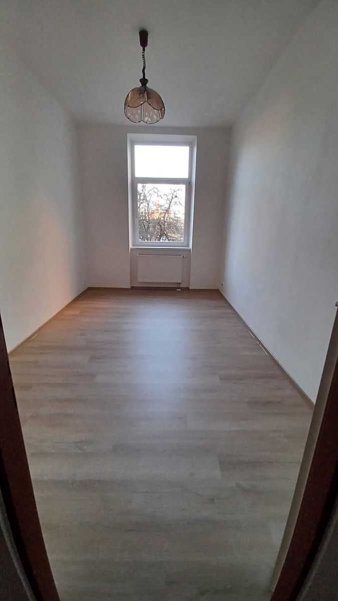 Pronájem bytu 2+kk 50 m² – fotografie 3
