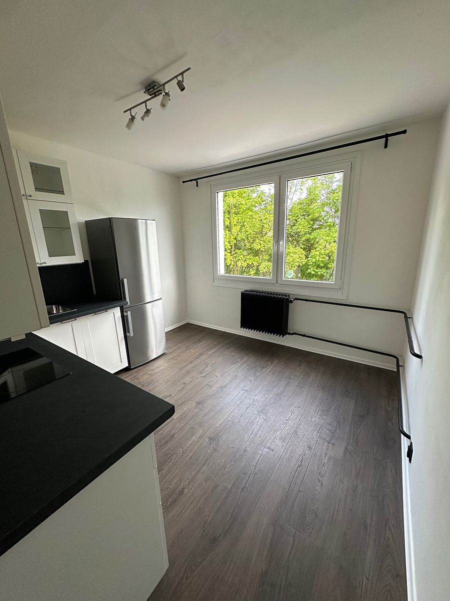 Pronájem bytu 3+1 64 m² – fotografie 2