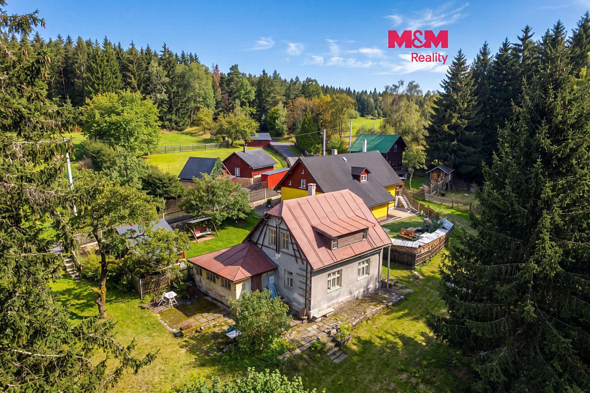 Prodej rodinného domu 90 m², pozemek 1564 m²