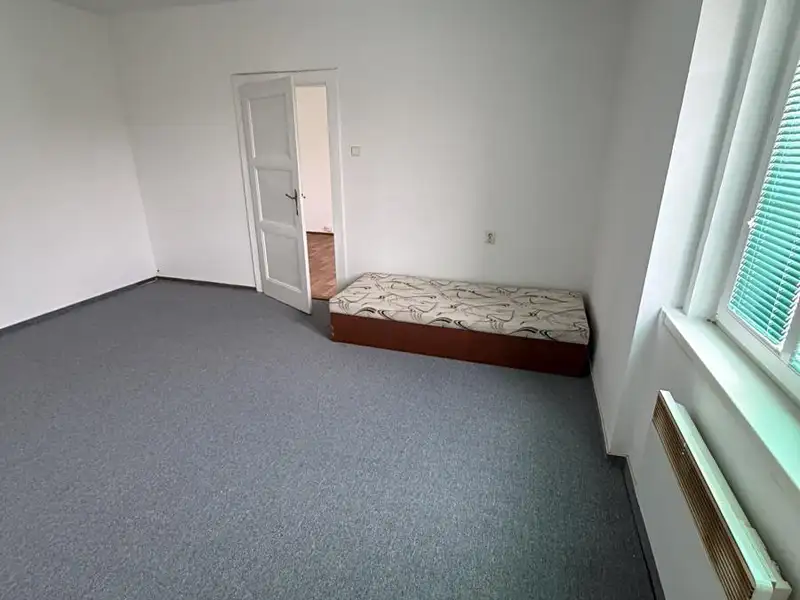 Pronájem bytu 1+1 42 m², Ústí nad Labem – náhled fotky 2