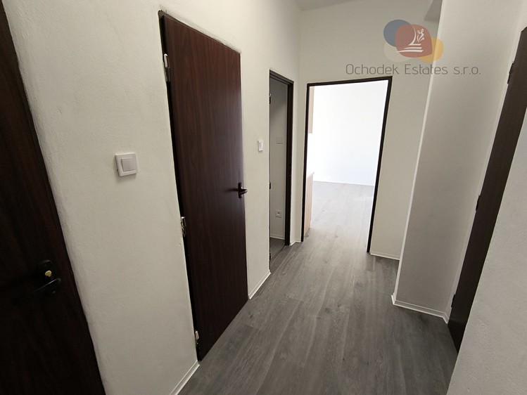 Квартира 2+kk в оренду, 36 м² (6 з 10)