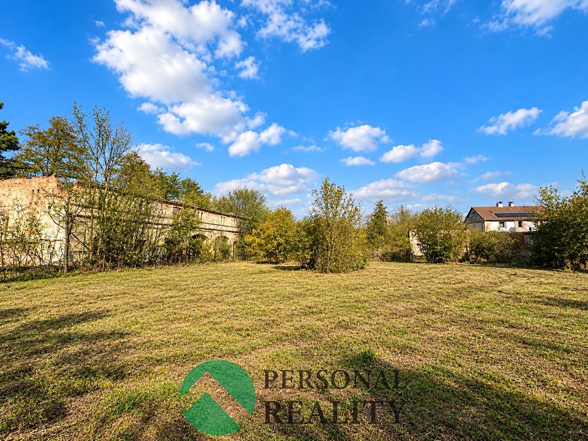 Prodej stavebního pozemku 8775 m² – fotografie 2