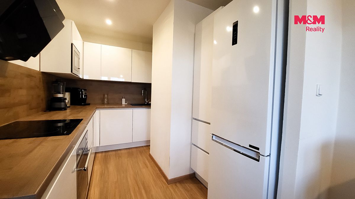 Pronájem bytu 3+kk 90 m² – fotografie 2