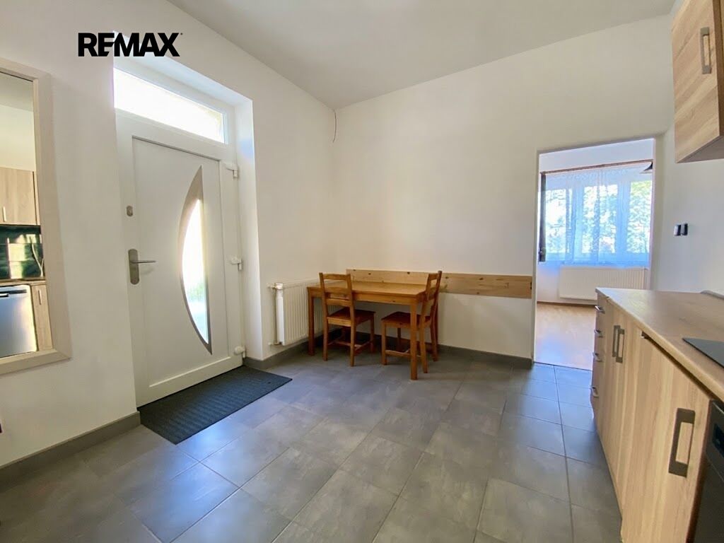 Pronájem bytu 1+1 37 m² – fotografie 2
