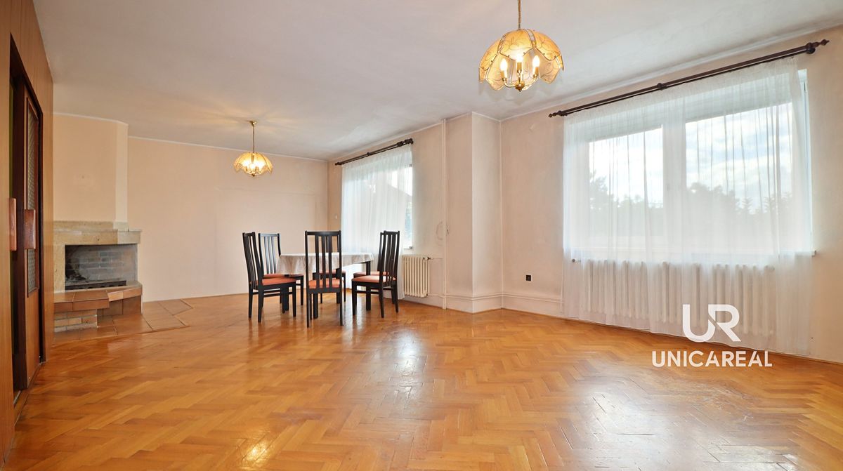 Prodej rodinného domu 200 m², pozemek 300 m² – fotografie 4