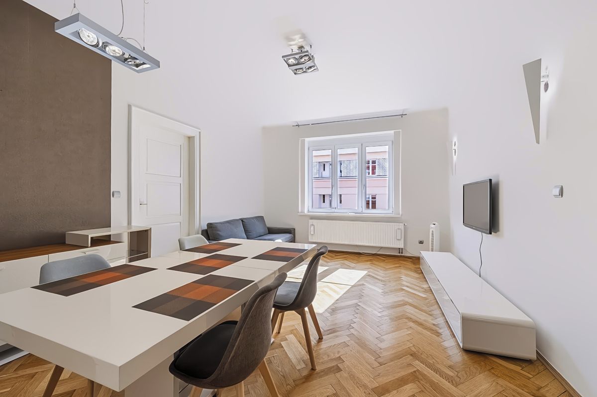 Pronájem bytu 3+kk 95 m² – fotografie 2