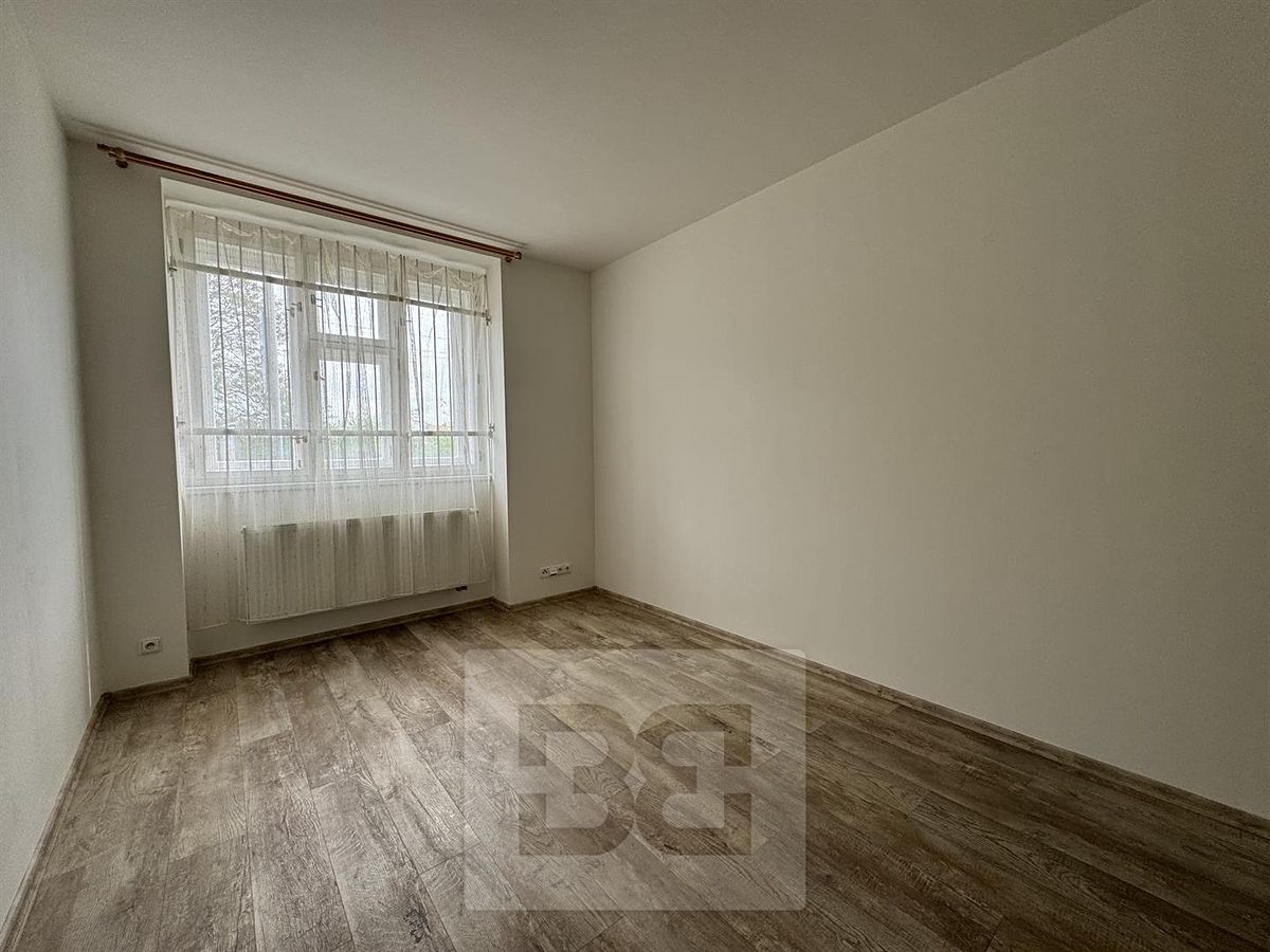 Pronájem bytu 1+kk 30 m² – fotografie 5