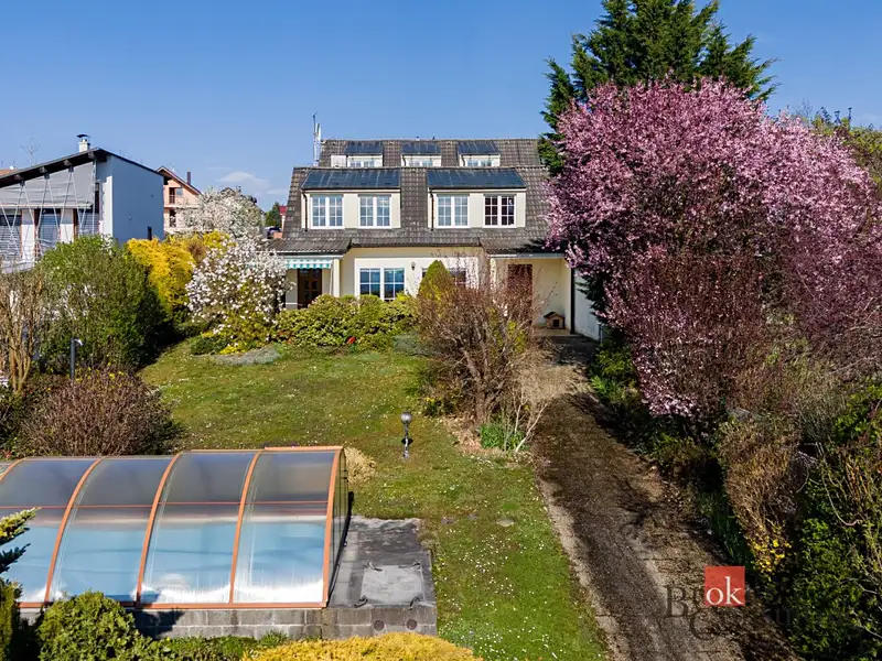 Prodej rodinného domu 230 m², pozemek 1214 m², Srubec – náhled fotky 2