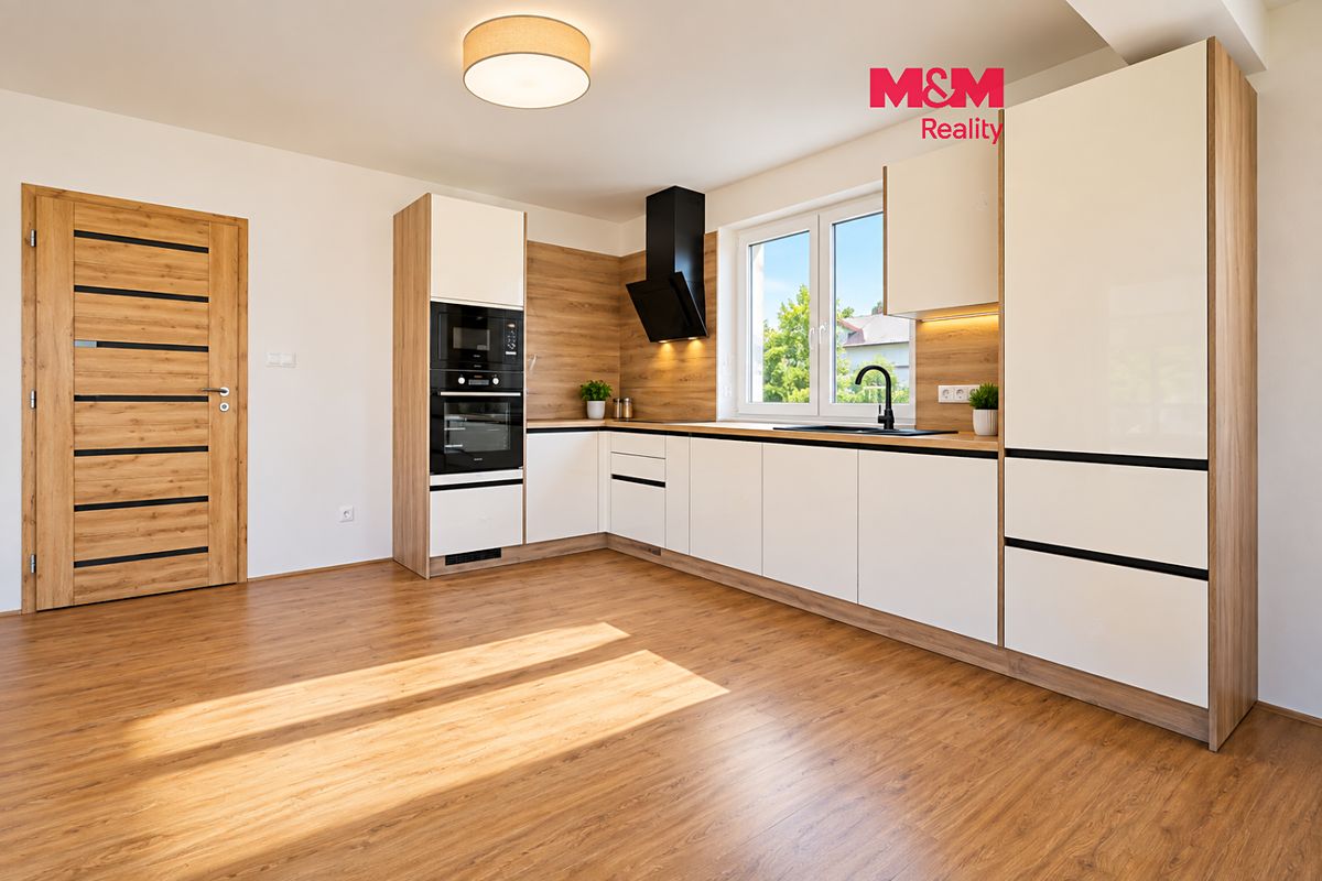 Pronájem rodinného domu 125 m², pozemek 750 m², Hory – fotka 1 z 3