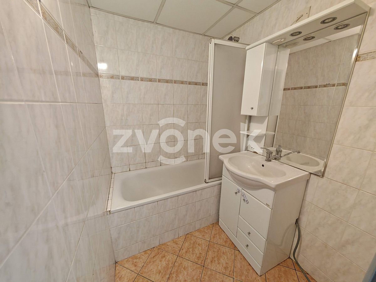 Pronájem bytu 2+1 68 m² – fotografie 4
