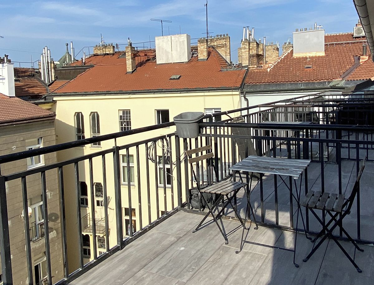Pronájem bytu 2+kk 64 m² – fotografie 4