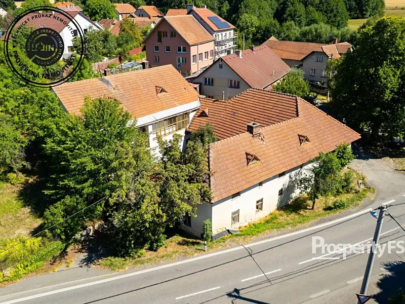 Prodej rodinného domu 294 m², pozemek 896 m², Bystřice nad Pernštejnem – náhled fotky 1
