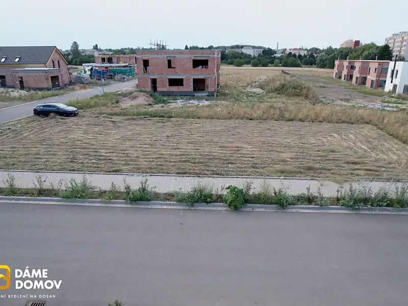 Prodej stavebního pozemku 544 m², Kroměříž – náhled fotky 1
