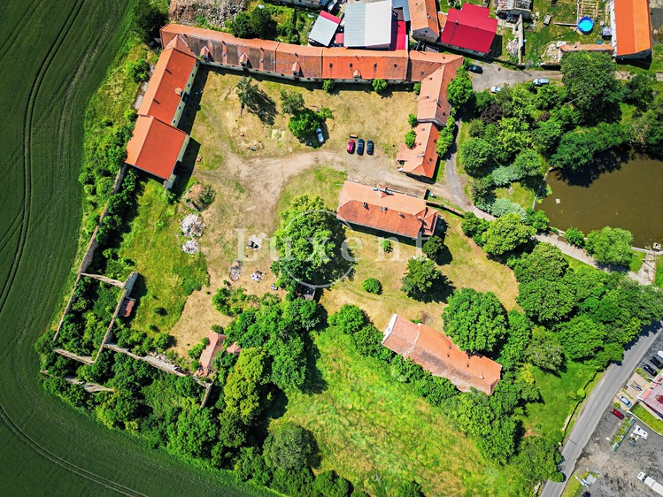 Комерційне приміщення на продаж, 3 000 м² (33 з 34)