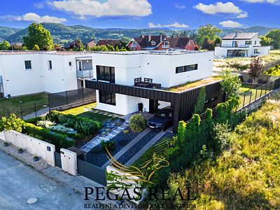 Prodej rodinného domu 181 m², pozemek 800 m²