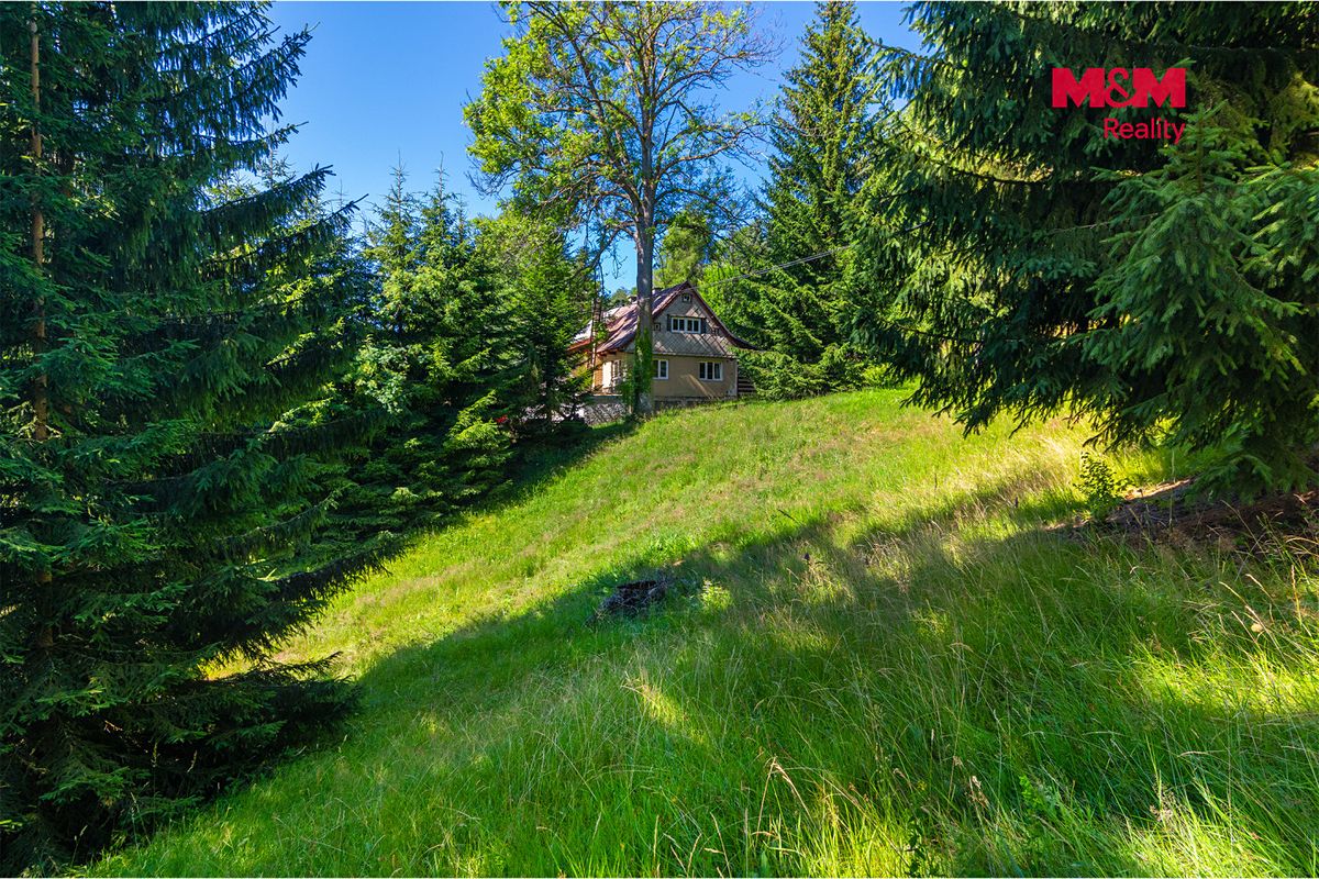 Prodej stavebního pozemku 826 m² – fotografie 2