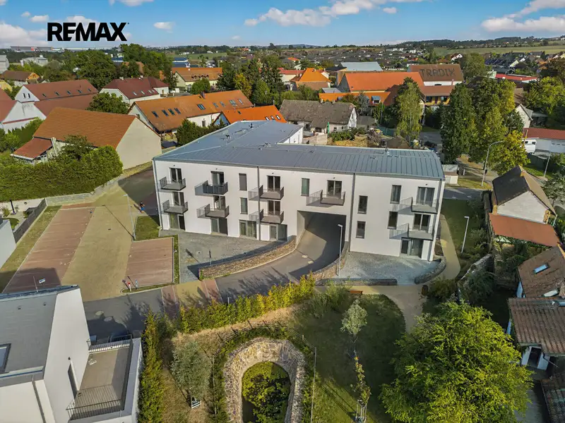 Pronájem bytu 2+kk 37 m², Herink – náhled fotky 1