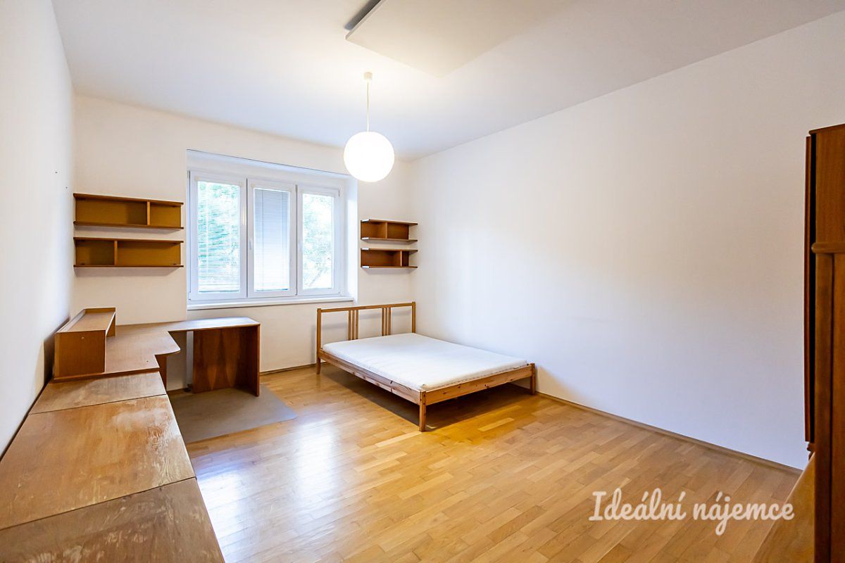 Pronájem bytu 1+kk 29 m² – fotografie 3