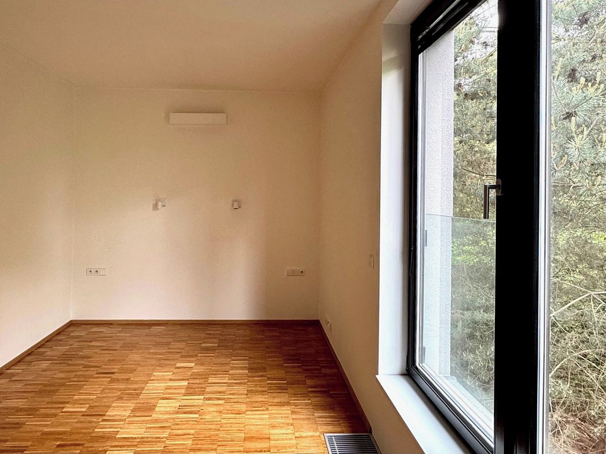 Pronájem bytu 2+kk 60 m² – fotografie 4