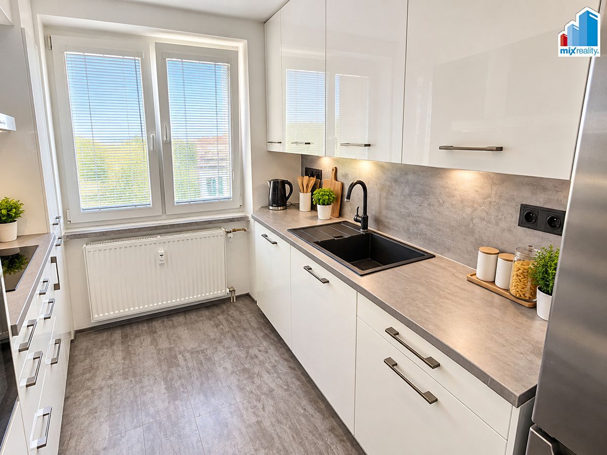 Pronájem bytu 2+1 56 m² – fotografie 2