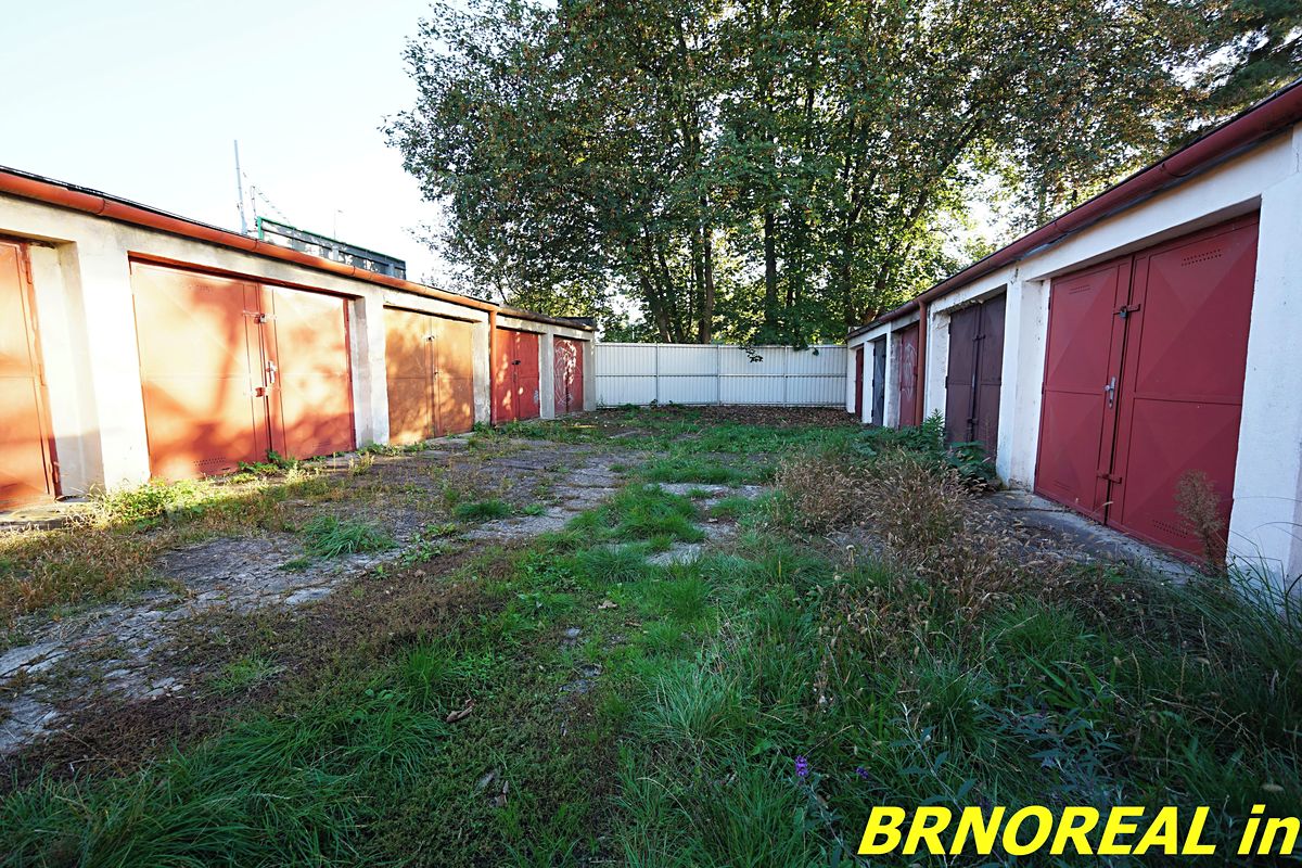 Pronájem garáže 17 m²