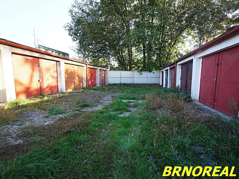 Pronájem garáže 17 m², Brno – náhled fotky 1