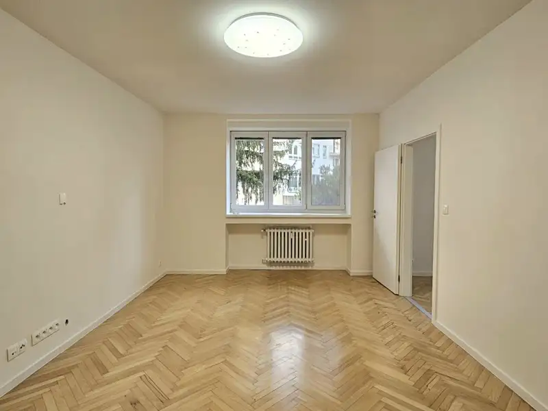 Pronájem bytu 2+1 75 m², Praha – náhled fotky 3