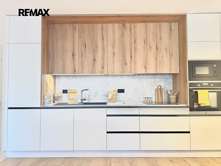 Prodej bytu 3+kk, 82 m² (33 z 36)