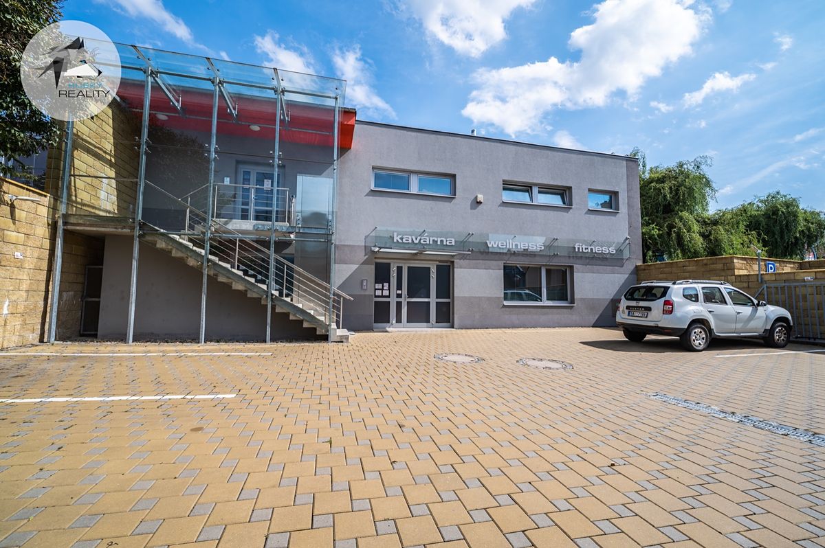 Pronájem obchodního prostoru 35 m² – fotografie 4