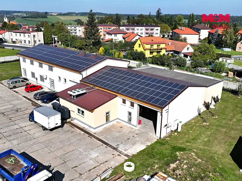 Prodej rodinného domu 1381 m², pozemek 7699 m², Zbraslavice – náhled fotky 2