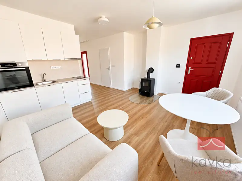 Pronájem bytu 2+kk 34 m², Humpolec – náhled fotky 2
