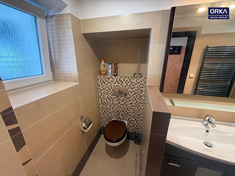 Pronájem bytu 3+kk, 84 m² (12 z 15)
