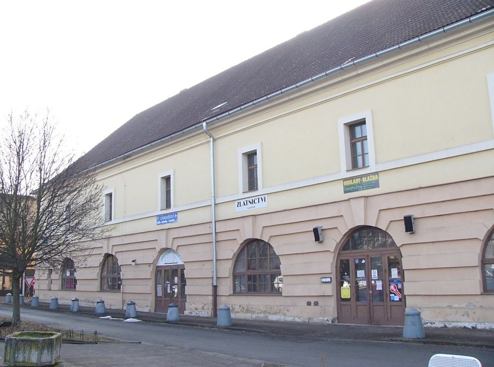 Pronájem obchodního prostoru 52 m², Hradec Králové – fotka 1 z 3