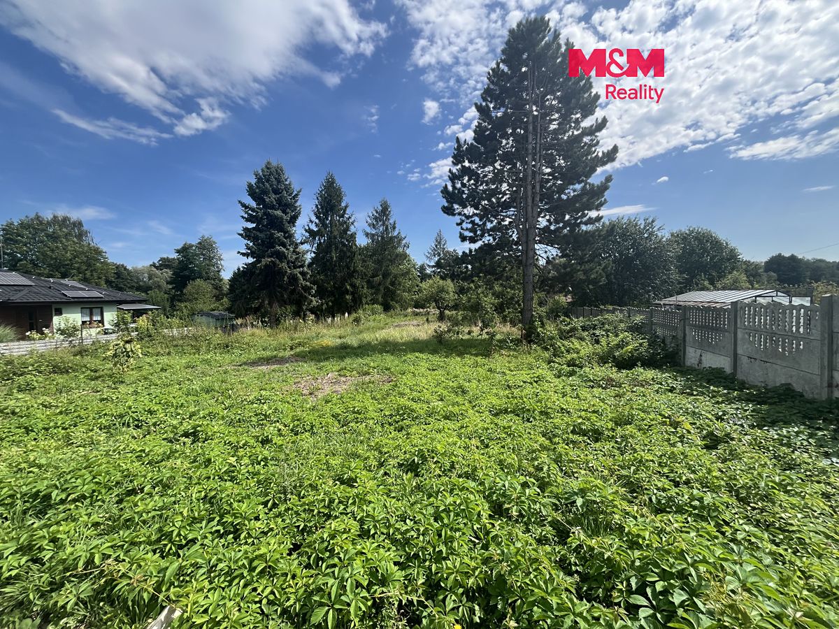 Prodej stavebního pozemku 1239 m²