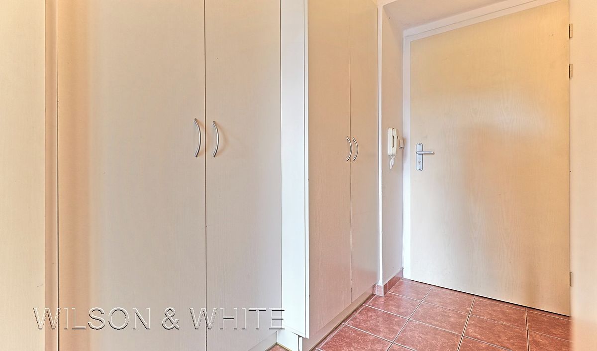 Pronájem bytu 1+kk 26 m² – fotografie 4