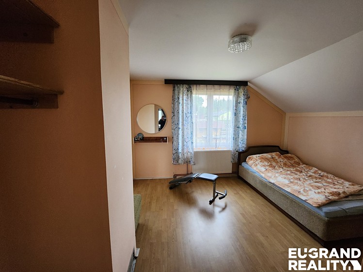 Будинок на продаж, 180 м² (13 з 28)