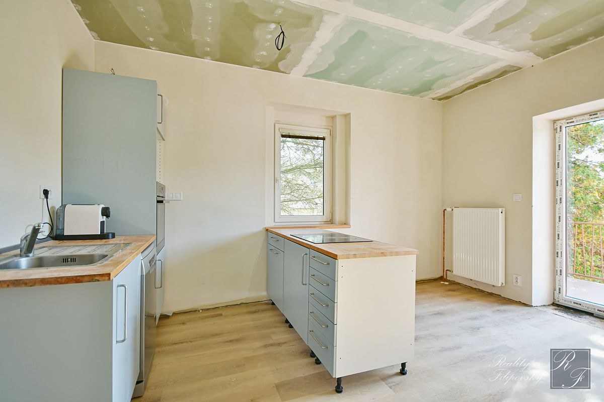 Prodej rodinného domu 120 m², pozemek 1098 m² – fotografie 3