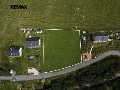 Prodej  stavebního pozemku 1 992 m²