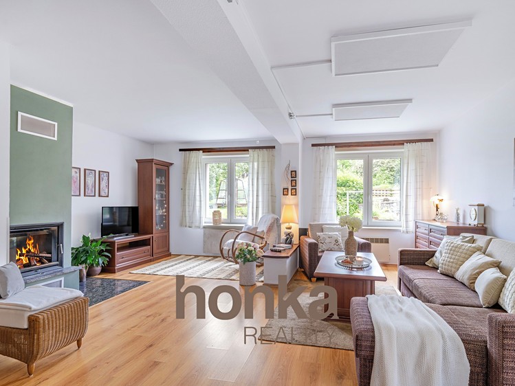Prodej domu, 189 m² (1 z 32)