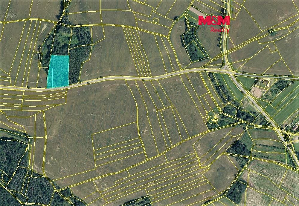 Prodej pozemku 3972 m²