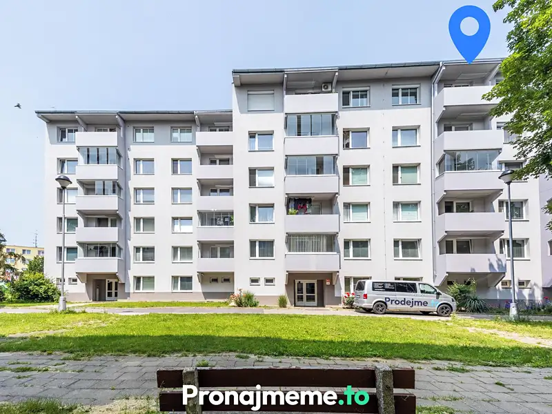 Pronájem bytu 3+1 56 m², Znojmo – náhled fotky 2