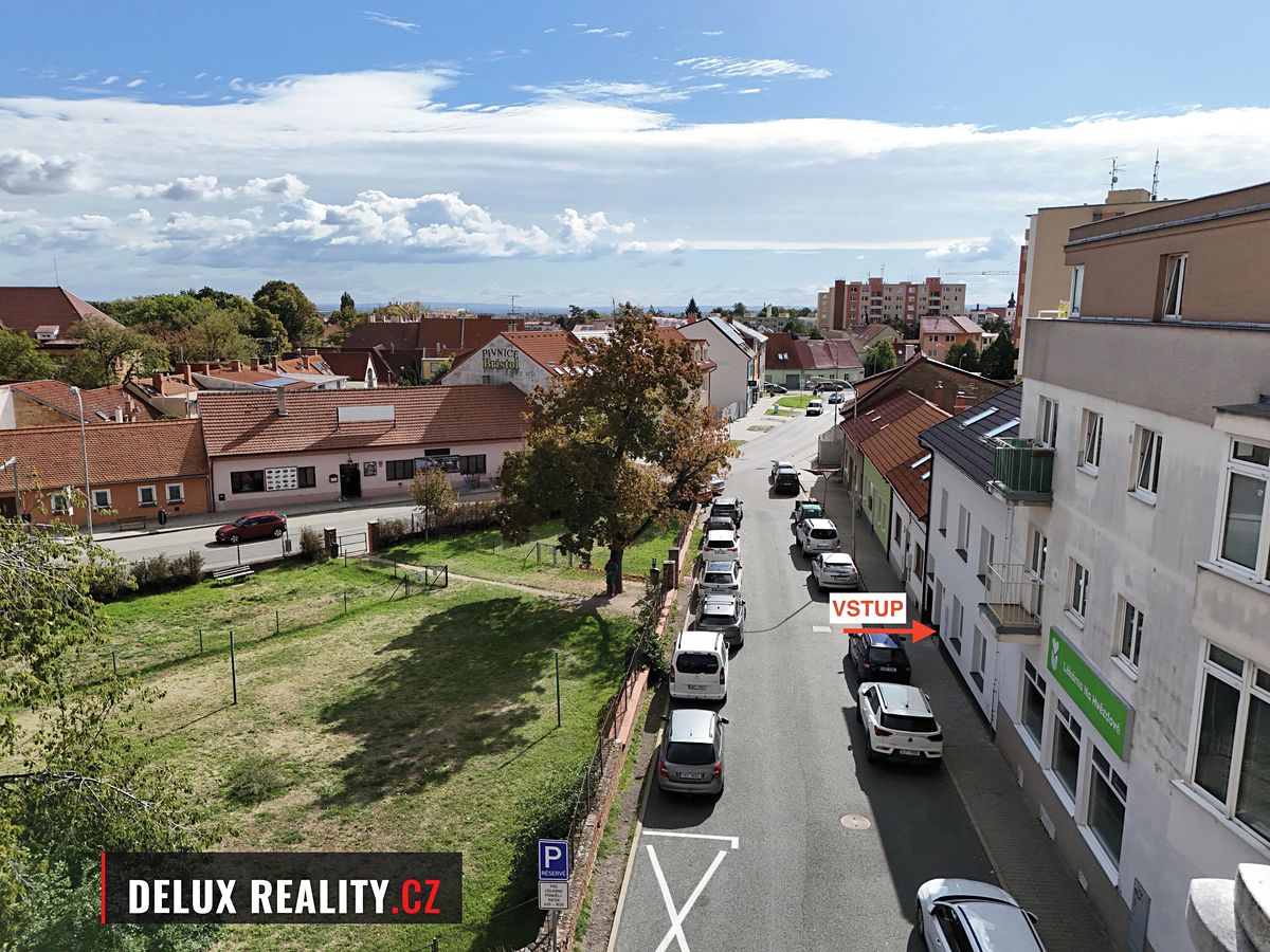 Pronájem bytu 3+kk 80 m² – fotografie 3